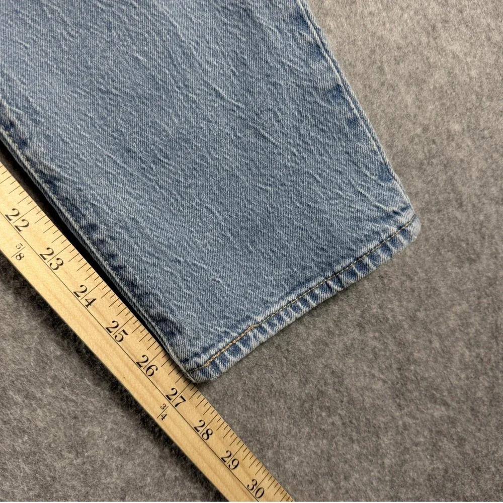 Levi's Premium Wedgie Straight Leg Jeans 28x27 In Middle Man Wash